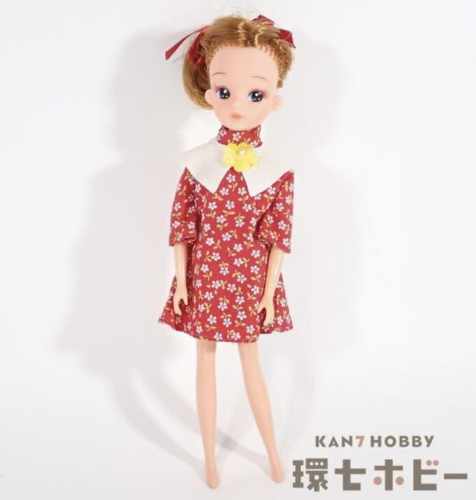 旧タカラ 2代目 リカちゃん 着せ替え人形 本体 洋服セット 全身