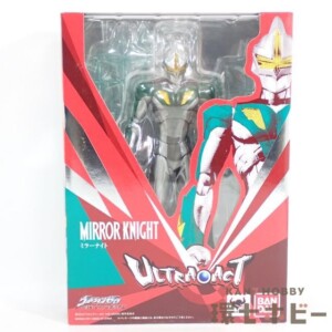 未開封 バンダイ ウルトラアクト ウルトラマンゼロ ミラーナイト フィギュア