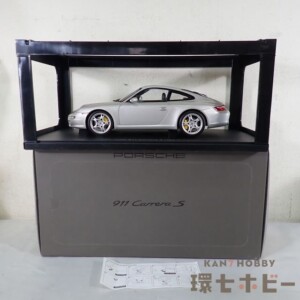 ディーラー特注 AUTOart オートアート 1/18 ポルシェ911 Carrera S 997 ミニカー