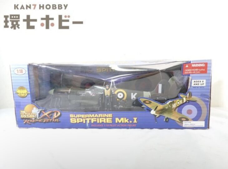 未使用 21ST CENTURY TOYS 1/18 SUPERMARINE SPITFIRE Mk.1 スピットファイア