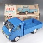 野村トーイ トヨタ ハイエース トラック フリクションカー 日本製 ブリキ