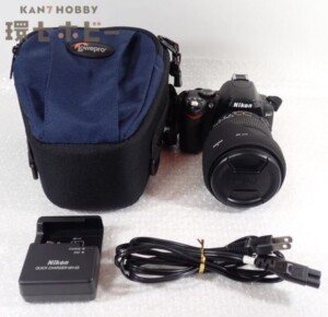 Nikon ニコン D40 デジタルカメラ レンズ 18-200mm 1:3.5-6.3
