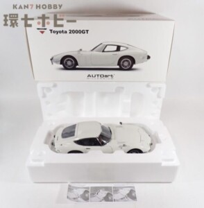 AUTOart オートアート ミレニアム 1/18 トヨタ 2000GT ホワイト ミニカー