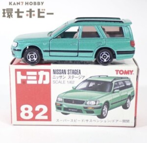赤箱 トミカ 82 1/62 ニッサン ステージア ミニカー
