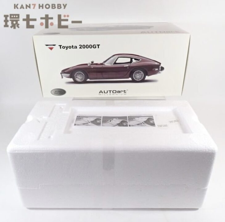 AUTOart オートアート ミレニアム 1/18 トヨタ 2000GT マルーン ミニカー